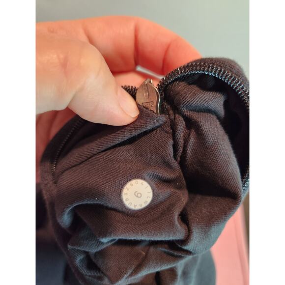 Lululemon Free Jogger Black 30 insteam Zipper pocket stretch French terry - Picture 3 of 5